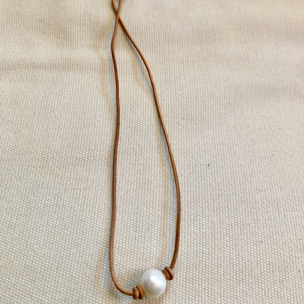 Leather & Pearl Choker